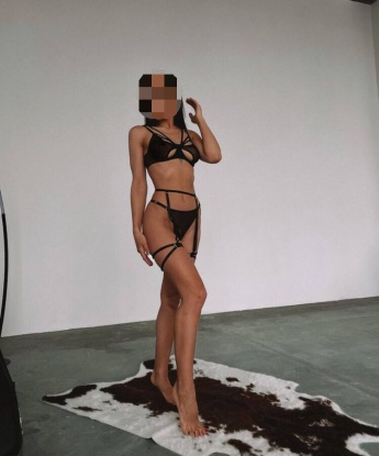 Алина, 23